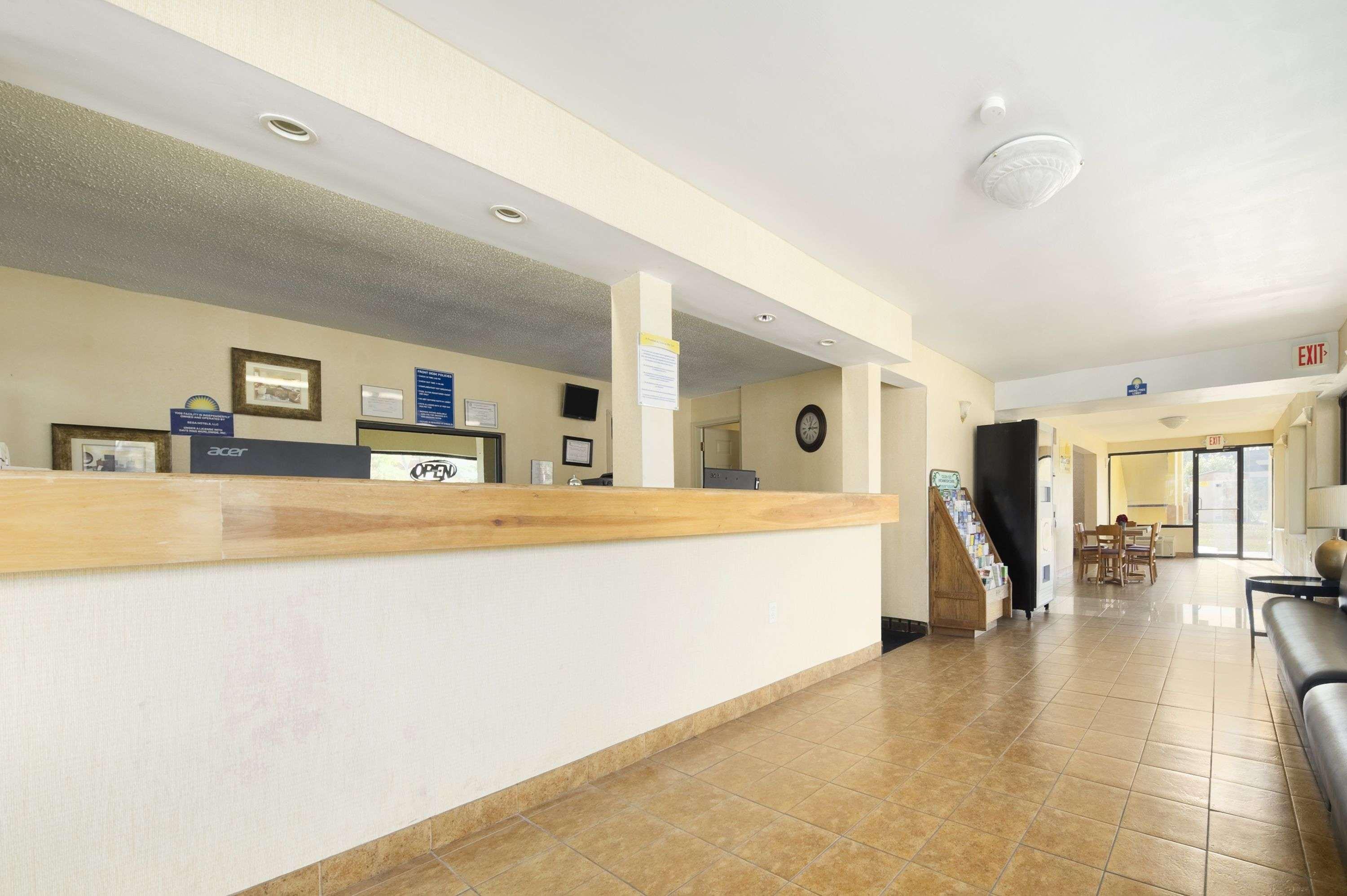 Days Inn By Wyndham Brunswick/St. Simons Area Eksteriør billede