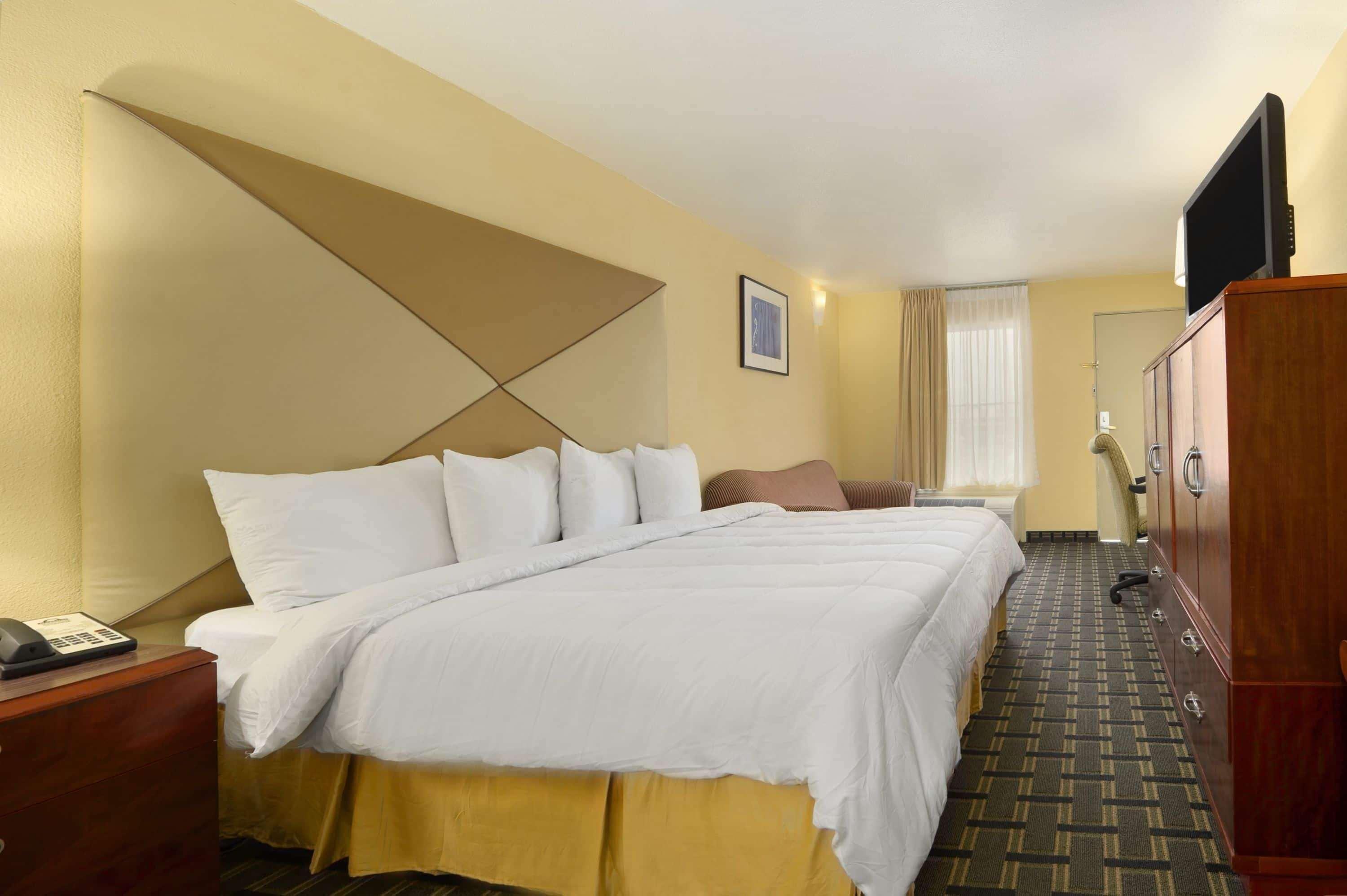 Days Inn By Wyndham Brunswick/St. Simons Area Eksteriør billede