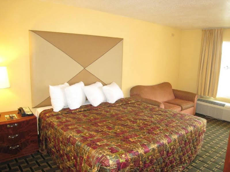 Days Inn By Wyndham Brunswick/St. Simons Area Eksteriør billede